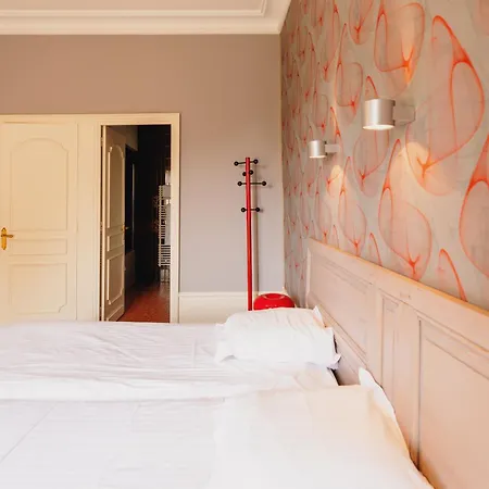 B&B Chateau Bellevue-domaines Loron 3*