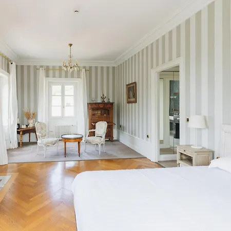 Chateau Bellevue-domaines Loron B&B